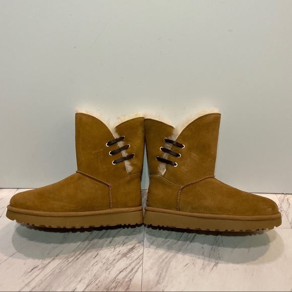 New! UGG Constantine Chestnut Short Boots 6 - Picture 7 of 15